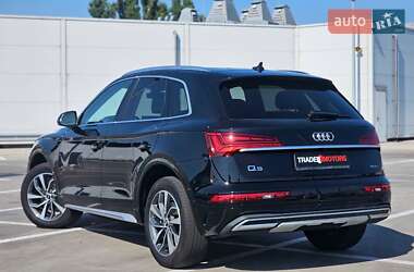 Позашляховик / Кросовер Audi Q5 2021 в Києві