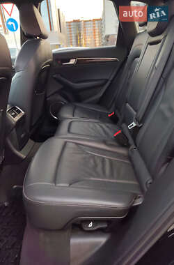 Внедорожник / Кроссовер Audi Q5 2015 в 