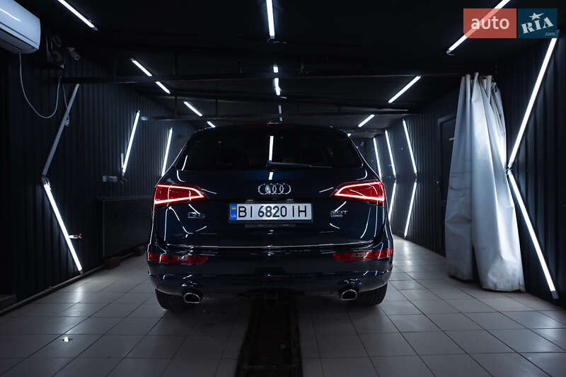 Внедорожник / Кроссовер Audi Q5 2014 в Полтаве