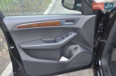 Позашляховик / Кросовер Audi Q5 2011 в Смілі