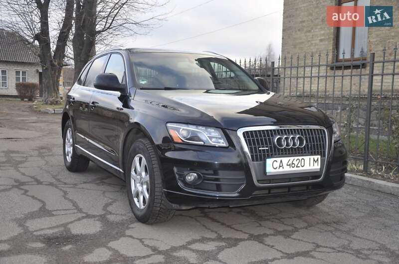 Внедорожник / Кроссовер Audi Q5 2011 в Смеле