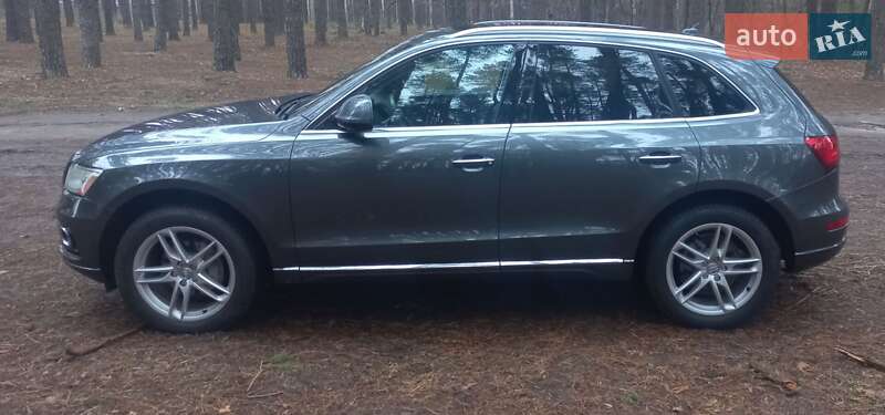 Внедорожник / Кроссовер Audi Q5 2015 в Недригайлове