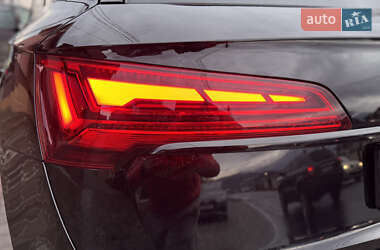 Внедорожник / Кроссовер Audi Q5 2021 в 
