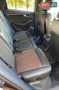 Внедорожник / Кроссовер Audi Q5 2015 в 