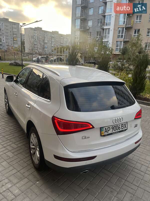 Внедорожник / Кроссовер Audi Q5 2015 в Днепре