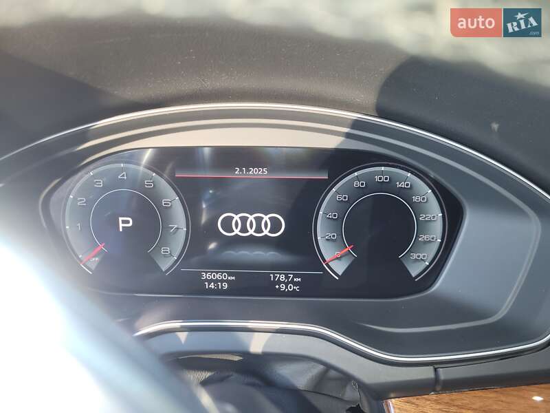 Позашляховик / Кросовер Audi Q5 2020 в Харкові