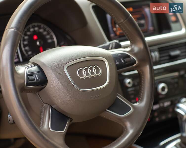 Позашляховик / Кросовер Audi Q5 2013 в Кам'янець-Подільському