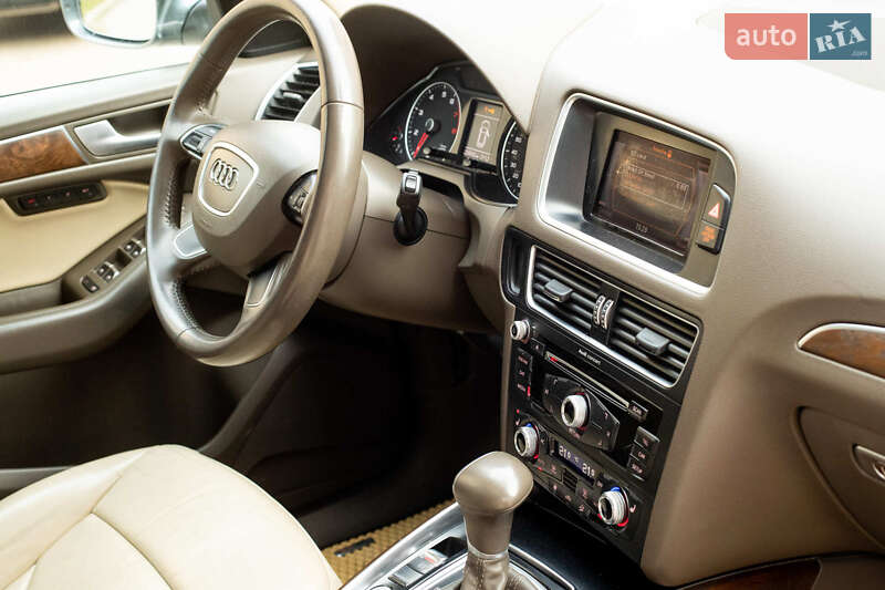 Позашляховик / Кросовер Audi Q5 2013 в Кам'янець-Подільському