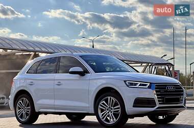 Позашляховик / Кросовер Audi Q5 2020 в Запоріжжі