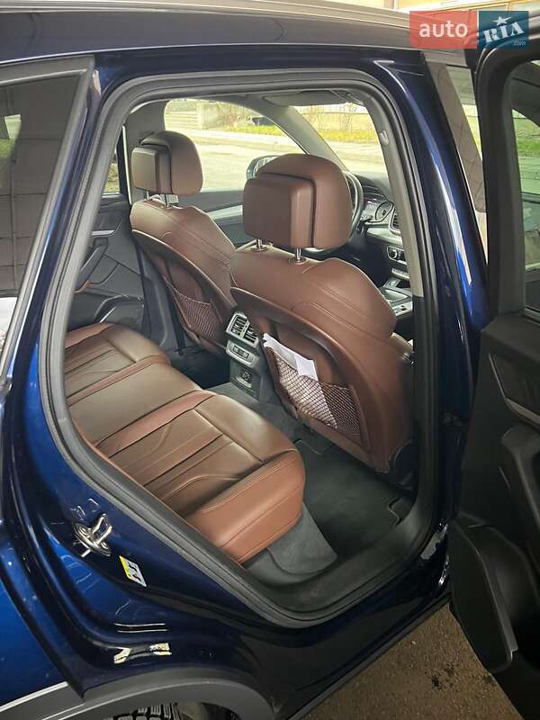 Внедорожник / Кроссовер Audi Q5 2020 в Львове