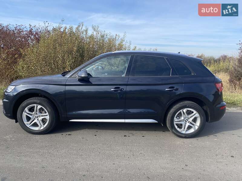 Позашляховик / Кросовер Audi Q5 2017 в Ковелі