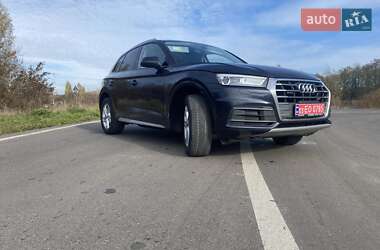 Внедорожник / Кроссовер Audi Q5 2017 в 