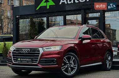 Позашляховик / Кросовер Audi Q5 2017 в Києві