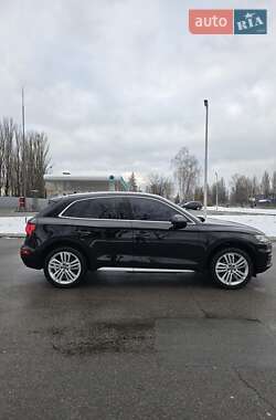 Внедорожник / Кроссовер Audi Q5 2018 в Киеве