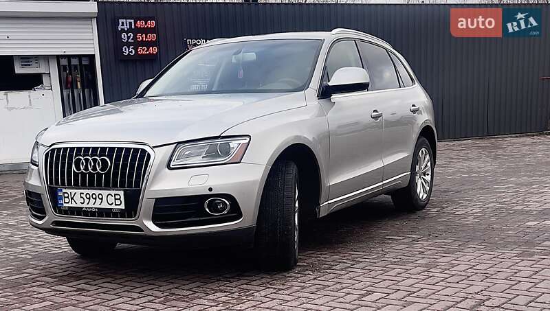 Внедорожник / Кроссовер Audi Q5 2015 в Ровно