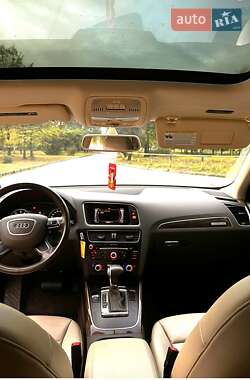 Внедорожник / Кроссовер Audi Q5 2015 в 