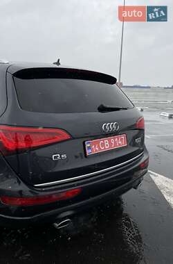 Позашляховик / Кросовер Audi Q5 2016 в Львові