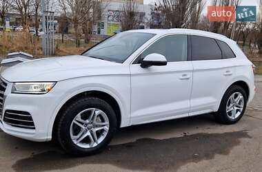 Внедорожник / Кроссовер Audi Q5 2019 в 