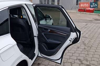 Внедорожник / Кроссовер Audi Q5 2019 в 