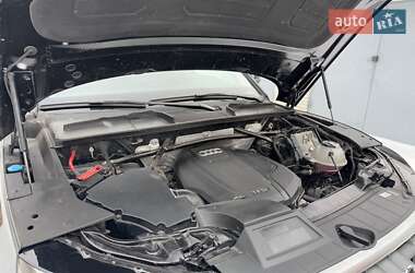 Внедорожник / Кроссовер Audi Q5 2018 в 