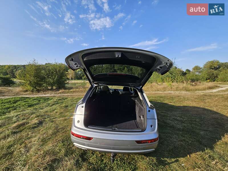 Внедорожник / Кроссовер Audi Q5 2018 в Львове