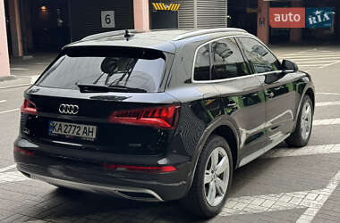 Внедорожник / Кроссовер Audi Q5 2019 в 
