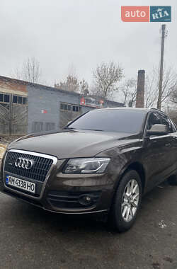 Внедорожник / Кроссовер Audi Q5 2011 в Радомышле