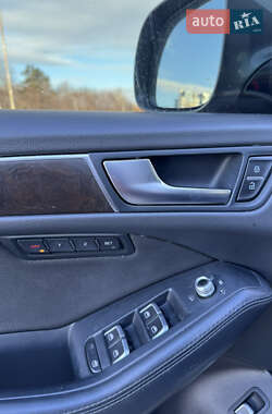 Внедорожник / Кроссовер Audi Q5 2015 в 