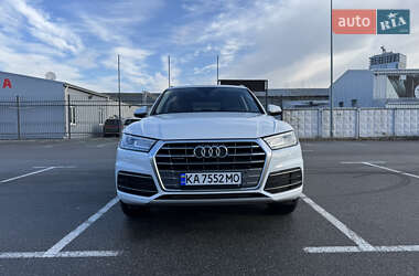 Внедорожник / Кроссовер Audi Q5 2020 в 