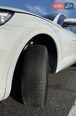 Внедорожник / Кроссовер Audi Q5 2020 в 