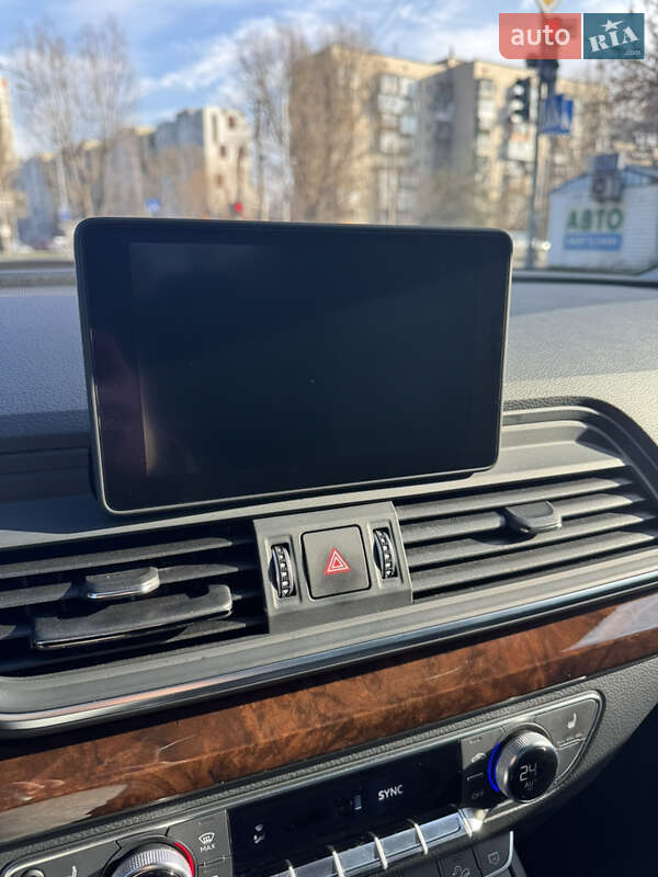Позашляховик / Кросовер Audi Q5 2020 в Києві фото 21 Позашляховик / Кросовер Audi Q5 2020 в Києві
