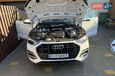 Внедорожник / Кроссовер Audi Q5 2022 в 