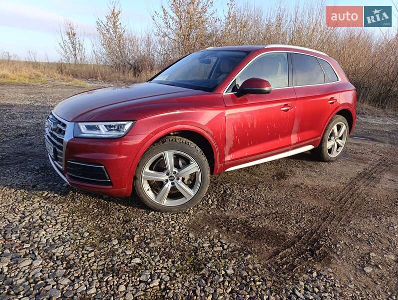 Внедорожник / Кроссовер Audi Q5 2018 в Новом Ярычеве