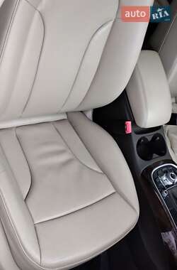 Внедорожник / Кроссовер Audi Q5 2015 в 