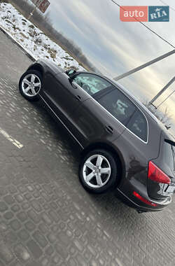 Внедорожник / Кроссовер Audi Q5 2012 в 