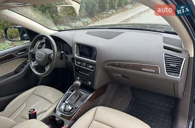 Позашляховик / Кросовер Audi Q5 2015 в 