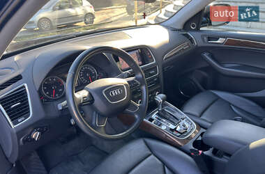 Позашляховик / Кросовер Audi Q5 2016 в 