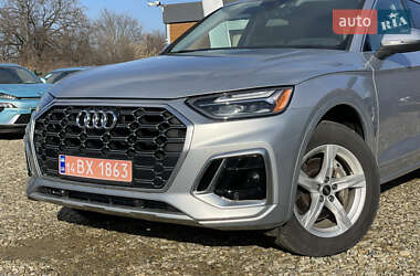 Внедорожник / Кроссовер Audi Q5 2022 в 