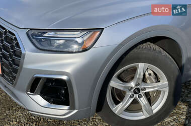 Внедорожник / Кроссовер Audi Q5 2022 в 