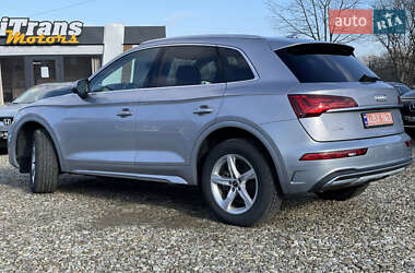 Внедорожник / Кроссовер Audi Q5 2022 в 