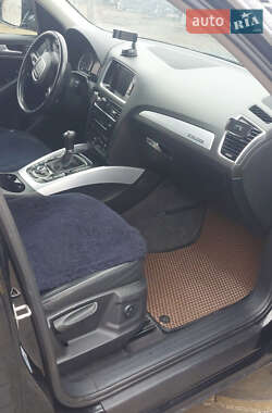 Внедорожник / Кроссовер Audi Q5 2011 в 