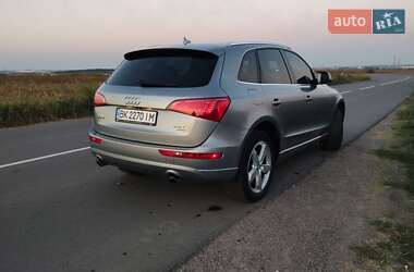 Внедорожник / Кроссовер Audi Q5 2011 в Здолбунове