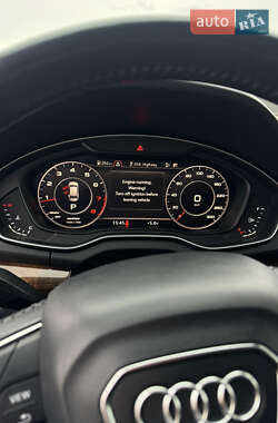 Внедорожник / Кроссовер Audi Q5 2016 в 