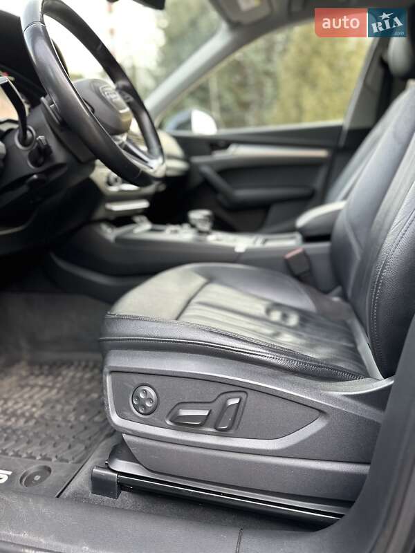 Внедорожник / Кроссовер Audi Q5 2017 в Ровно фото 17 Внедорожник / Кроссовер Audi Q5 2017 в Ровно