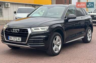 Позашляховик / Кросовер Audi Q5 2017 в Одесі