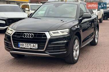 Позашляховик / Кросовер Audi Q5 2017 в 