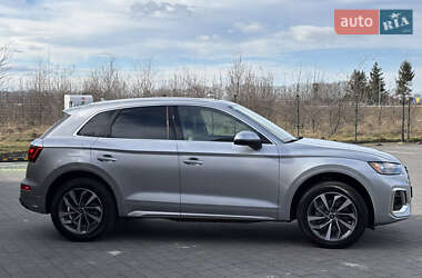 Внедорожник / Кроссовер Audi Q5 2020 в 