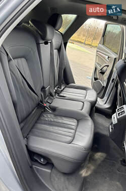 Внедорожник / Кроссовер Audi Q5 2020 в 