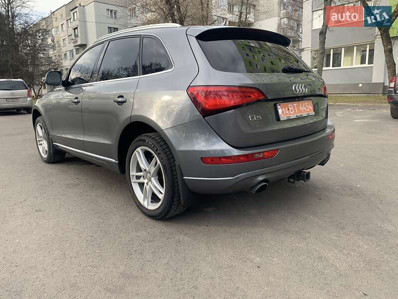 Позашляховик / Кросовер Audi Q5 2013 в Новояворівську