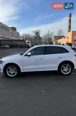 Внедорожник / Кроссовер Audi Q5 2014 в Киеве